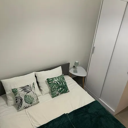 Apartment With Parking Space - 25404
