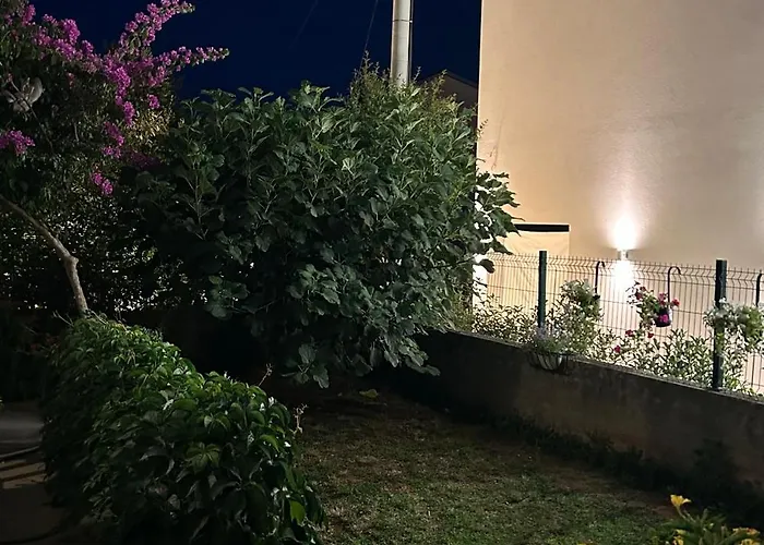 Apartment With Parking Space - 25404 Zadar