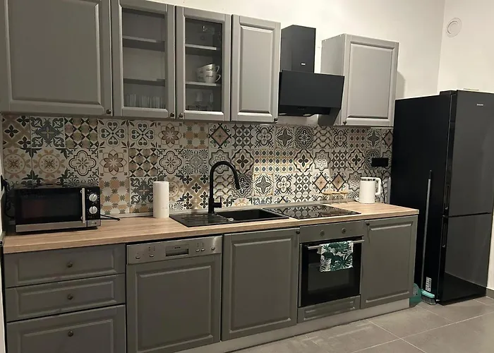 Apartment With Parking Space - 25404 *